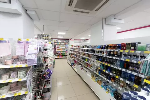 Торговая площадь в Татарстан, Альметьевск ул. Радищева, 17 (161 м)