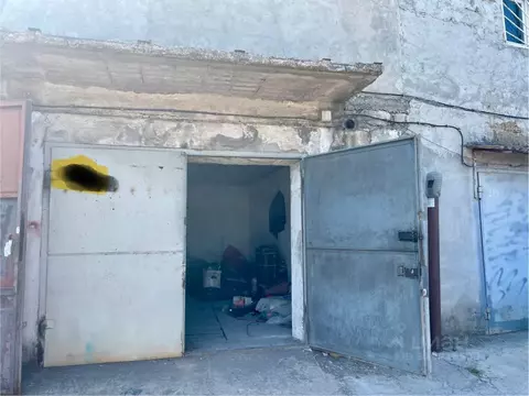 Гараж в Севастополь просп. Генерала Острякова (25 м)