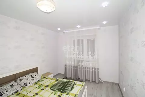 2-к кв. Тюменская область, Тюмень ул. Клары Цеткин, 61к6 (62.6 м)