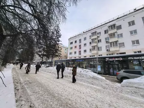 Торговая площадь в Башкортостан, Уфа ул. 50-летия Октября, 18 (228 м)