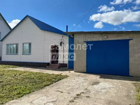 Дом в Орловская область, Кромской район, Стрелецкое с/пос, д. ...