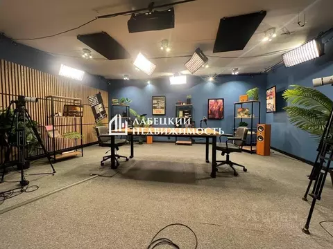 Помещение свободного назначения в Санкт-Петербург Колокольная ул., 5 ...