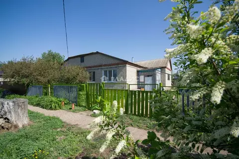 Дом в Саратовская область, Балаковский район, с. Подсосенки Фабричная ...