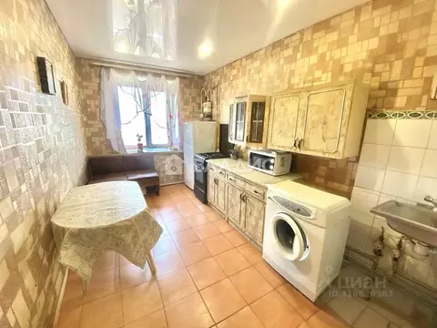 3-к кв. Белгородская область, Белгородский район, пос. Майский Садовая ...