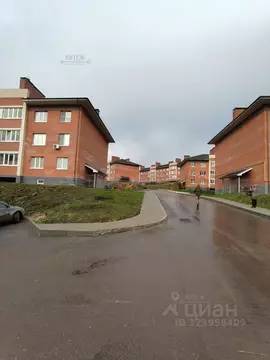 2-к кв. Калужская область, Калуга ул. Изумрудная, 6к1 (59.8 м)