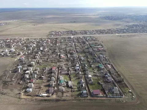 Участок в Крым, Сакский район, Суворовское с/пос, с. Великое ул. ...