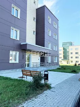 Продается 4-комнатная квартира