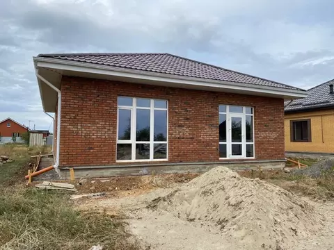 Дом в Ростовская область, Волгодонск пер. Красный (100 м)