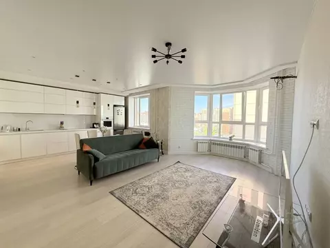 3-к кв. Оренбургская область, Оренбург ул. Поляничко, 10 (105.0 м)