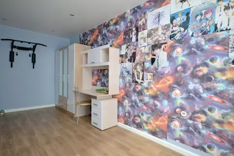 3-к кв. Саха (Якутия), Якутск просп. Михаила Николаева, 40/6 (67.9 м)