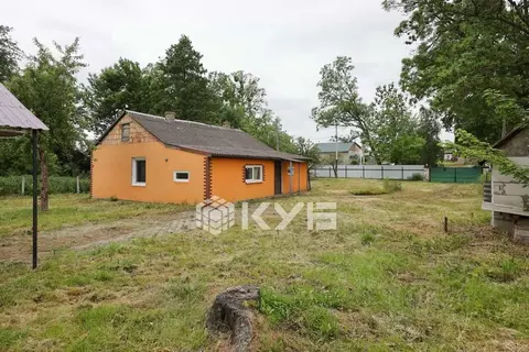 Дом в Калининградская область, Гвардейский муниципальный округ, пос. ...