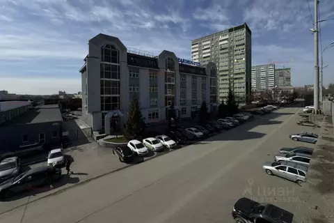 Офис в Свердловская область, Екатеринбург ул. Малышева, 164 (732 м)