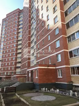 Продается 2-комнатная квартира