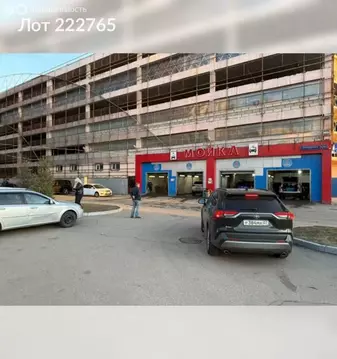 Торговая площадь (271 м)