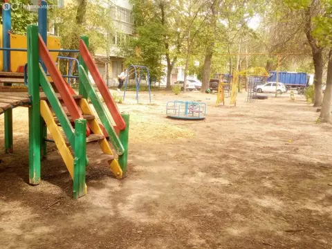 3-комнатная квартира: Самара, улица Антонова-Овсеенко, 4 (56.2 м)