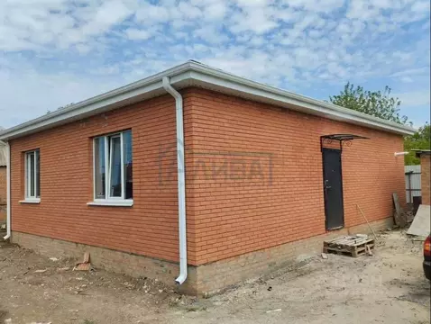 Дом в Ростовская область, Аксайский район, Ольгинская ст-ца  (86 м)