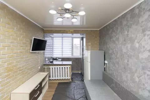 Студия Тюменская область, Тюмень Харьковская ул., 69а (12.9 м)