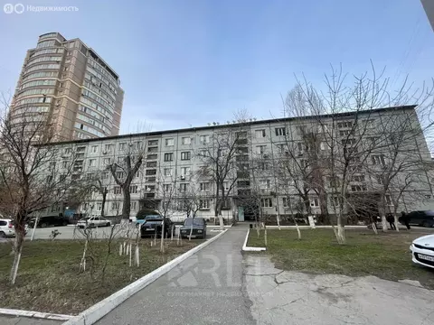 2-комнатная квартира: Махачкала, улица Лаптиева, 83 (65 м)