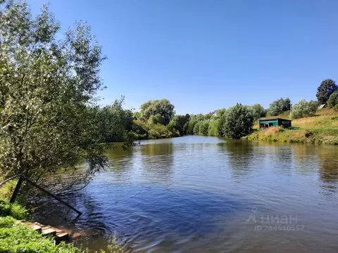 Дом в Калужская область, Тарусский район, Кузьмищево с/пос, д. ...