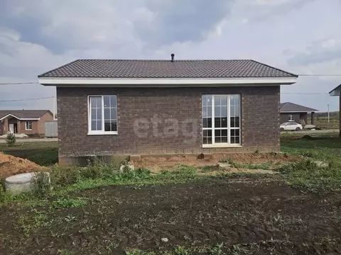 Дом в Башкортостан, Уфимский район, Дмитриевский сельсовет, д. ...