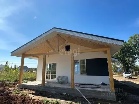 Дом в Башкортостан, Иглинский район, Акбердинский сельсовет, с. ...