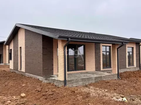 Дом в Астраханская область, Приволжский район, пос. Кирпичного Завода ...