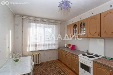 3-комнатная квартира: Тобольск, Октябрьская улица, 64 (64 м)