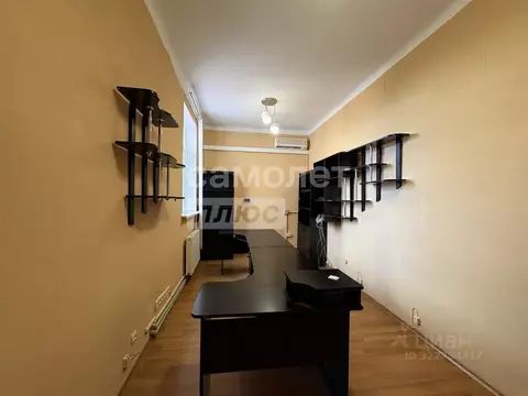 Офис в Севастополь ш. Камышовое, 49 (69 м)