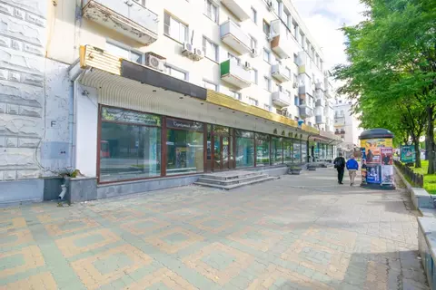 Помещение свободного назначения в Хабаровский край, Хабаровск ул. ...