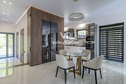 Дом в Ленинградская область, Всеволожский район, Юкковское с/пос, ...