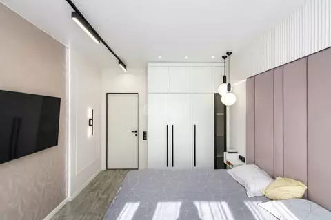 2-к кв. Тюменская область, Тюмень ул. 50 лет Октября, 57В (72.8 м)