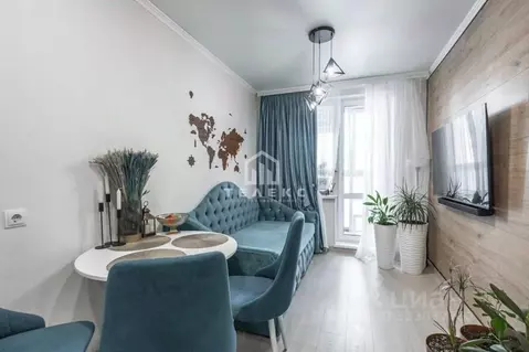 2-к кв. Омская область, Омск Взлетная ул., 11/1 (56.7 м)