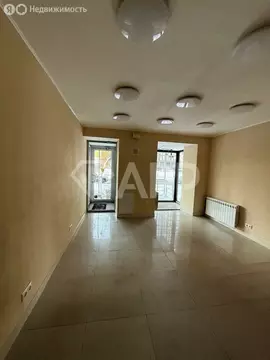 Торговая площадь (26 м)