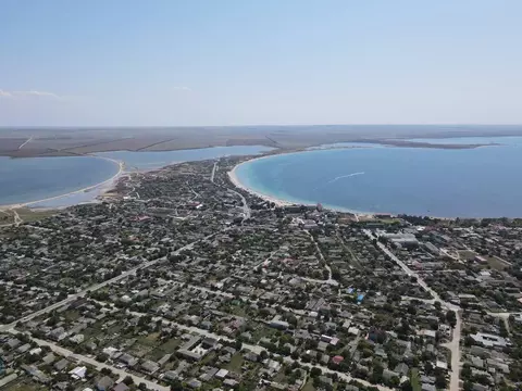 Участок в Крым, Черноморский район, с. Межводное ул. Дружбы (10.0 ...