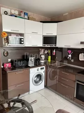 2-к кв. Нижегородская область, Нижний Новгород ул. 40 лет Победы, 18 ...