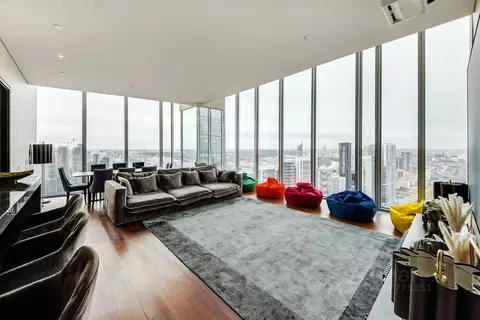 3-к кв. Москва 1-й Красногвардейский проезд, 21с1 (195.0 м)