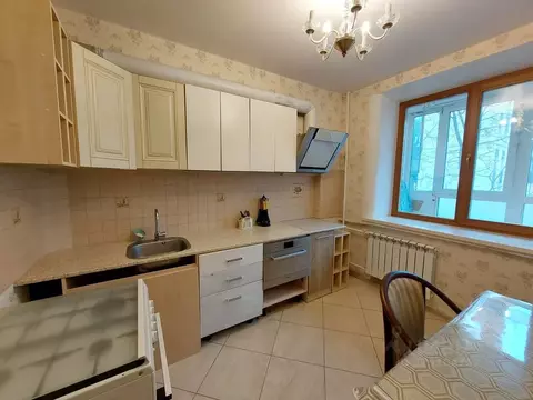 1-к кв. Москва ул. Академика Комарова, 5 (44.0 м)