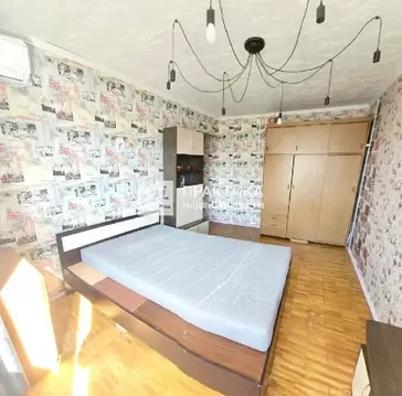 Продается 2-комнатная квартира