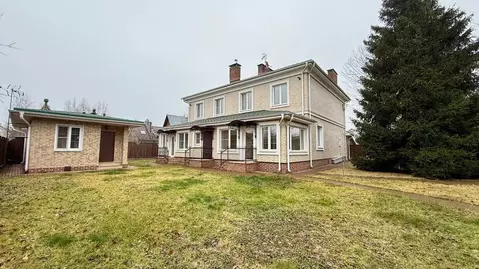 Коттедж в Москва д. Пучково, ул. Морская (200 м)