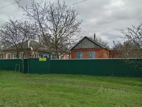 Дом в Ростовская область, Зерноградский район, Мечетинская ст-ца ...