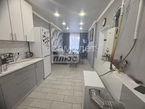 Дом в Краснодарский край, Кореновский район, Дядьковская ст-ца ул. ...