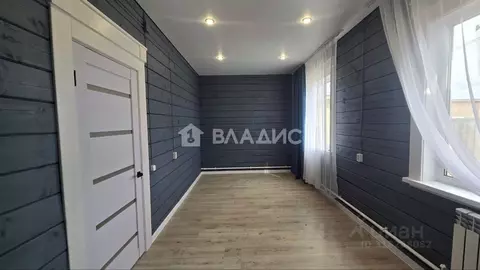 Дом в Бурятия, Иволгинский район, Нижнеиволгинское с/пос, с. Сужа ул. ...