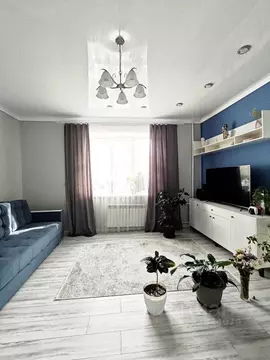 2-к кв. Омская область, Омск ул. 20 лет РККА, 19к6 (71.8 м)