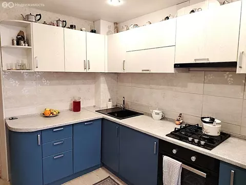 4-комнатная квартира: Сыктывкар, Октябрьский проспект, 3 (74.6 м)