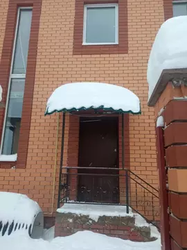 Продается 5-комнатная квартира