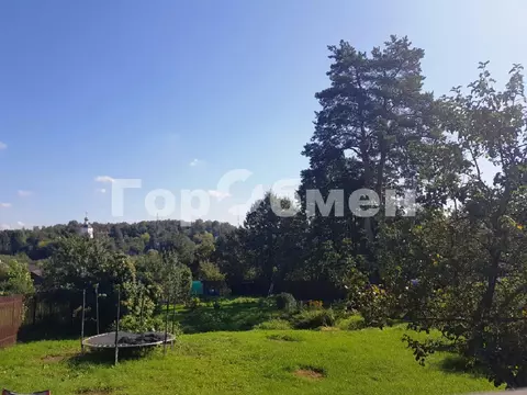 Продается участок в пос. Красное