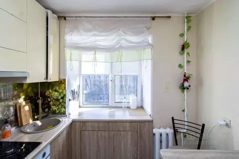 1-к кв. Тюменская область, Тюмень проезд Геологоразведчиков, 15 (30.0 ...