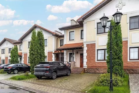 Таунхаус в Московская область, Красногорск городской округ, д. ...