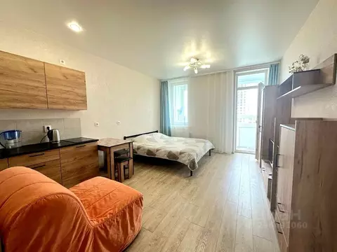 Студия Свердловская область, Екатеринбург ул. Азина, 22/7 (30.0 м)