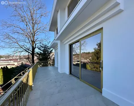 Дом в Сочи, микрорайон Яна Фабрициуса (290 м)